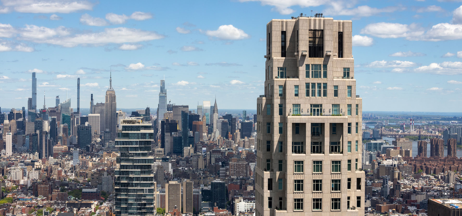 Four Seasons Hotel & Residences at 30 Park Place, NY